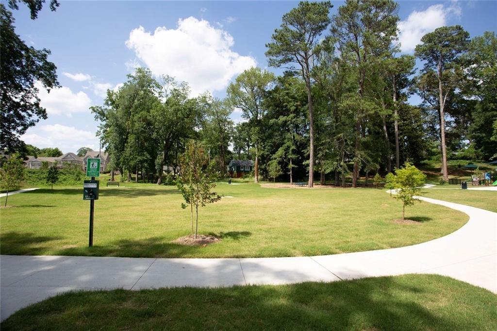 504 Mansell Street Property Photo 31