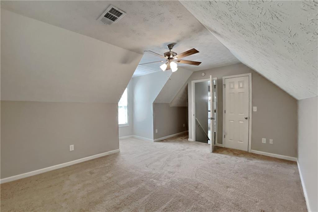 2048 Glen Hope Trace Property Photo 16