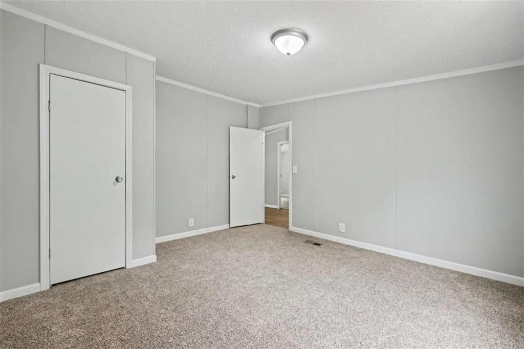 218 Hightower Trail Property Photo 12