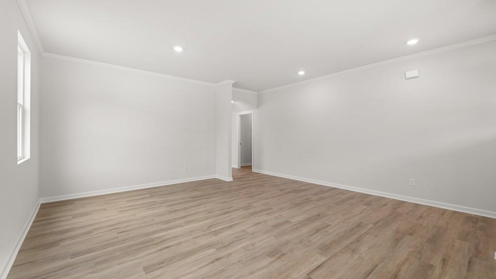 471 Hampton Terrace Property Photo 3