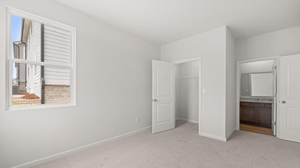 471 Hampton Terrace Property Photo 17