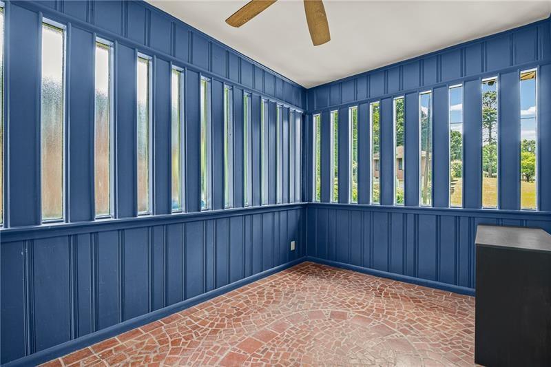 1993 Penelope Street Nw Property Photo 14