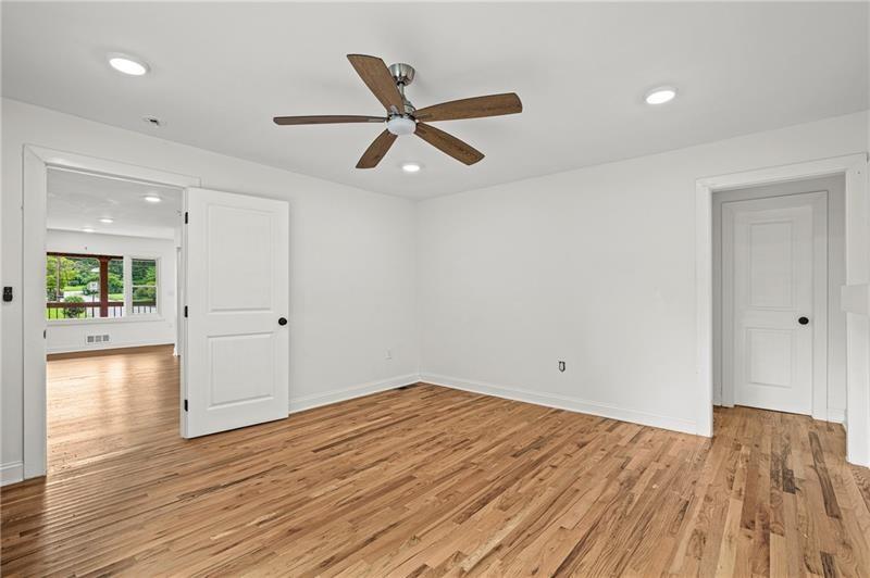 1993 Penelope Street Nw Property Photo 19