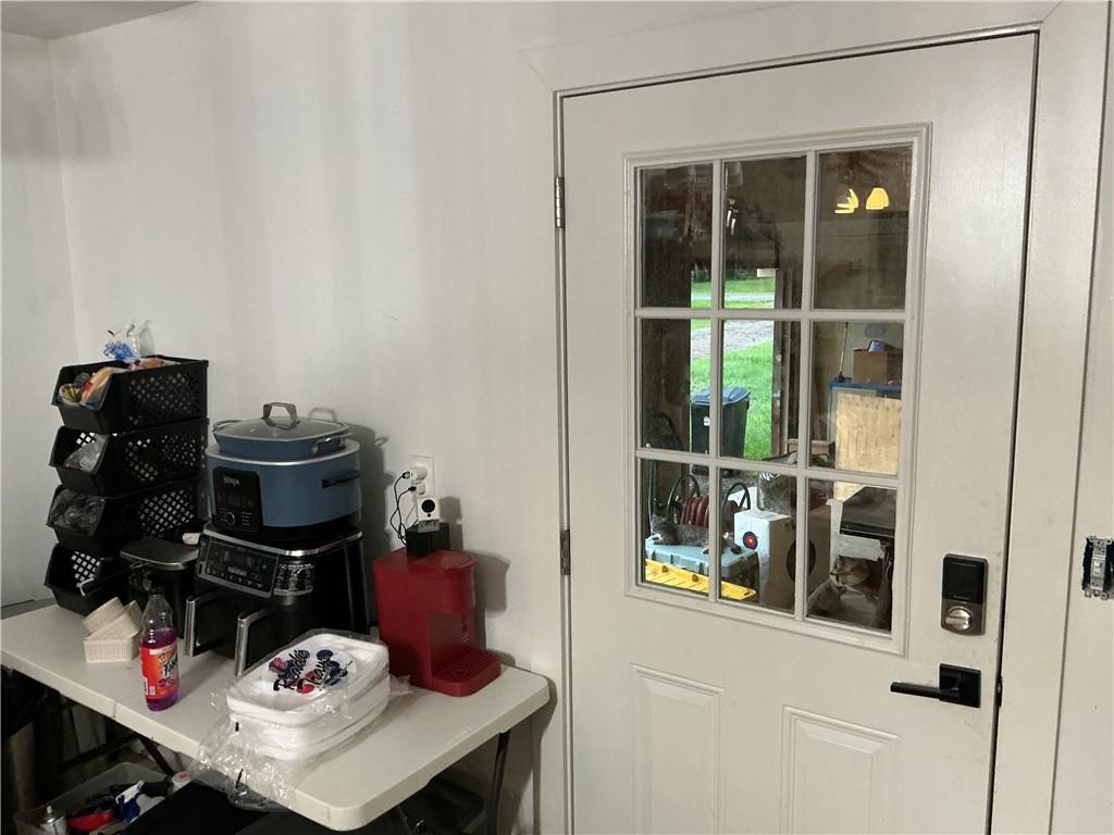 142 Scott Road Property Photo 17