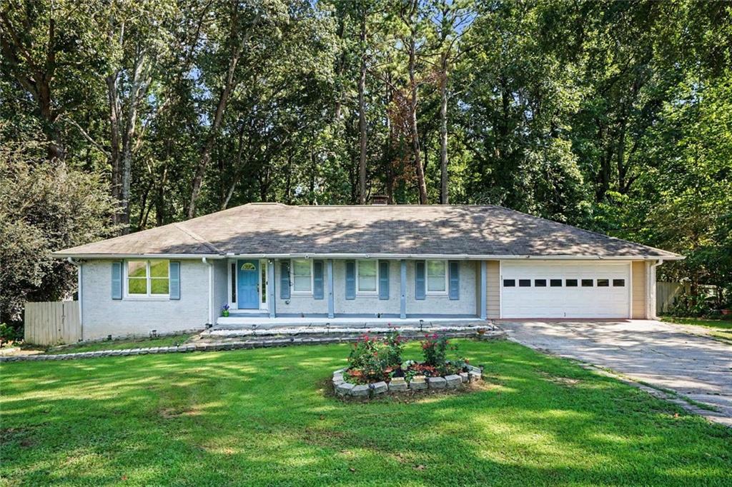 5808 Darry Circle Property Photo 1