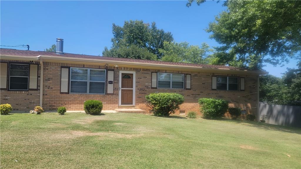 5921 John Street Property Photo 2