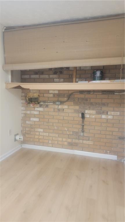 5921 John Street Property Photo 27
