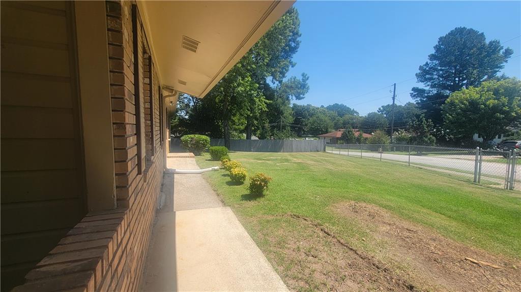 5921 John Street Property Photo 34
