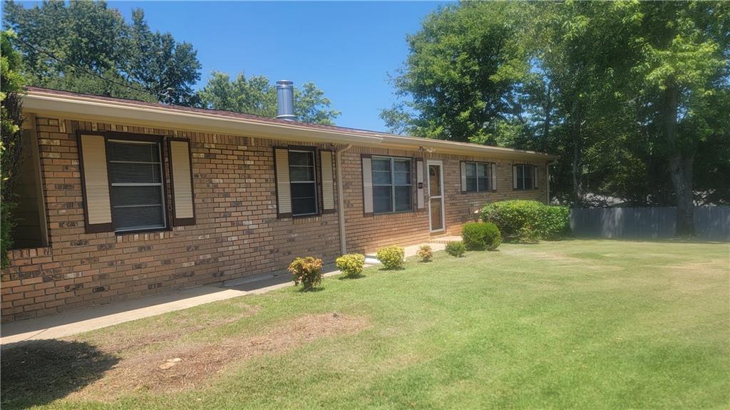 5921 John Street Property Photo 40