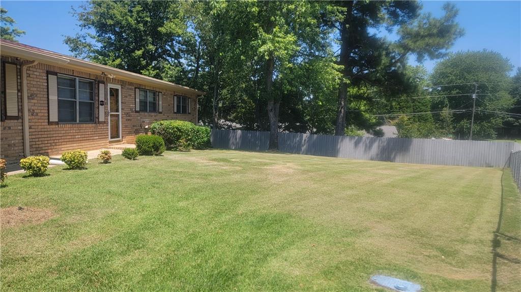 5921 John Street Property Photo 41