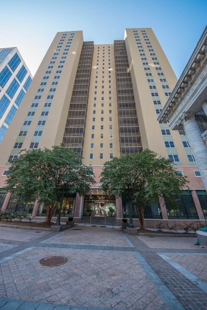 300 Peachtree Street Ne Unit 11c Property Photo 1