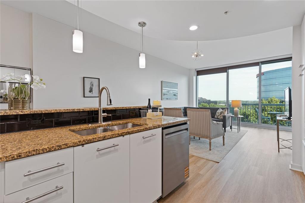 3300 Windy Ridge Parkway Se Unit 1005 Property Photo 5