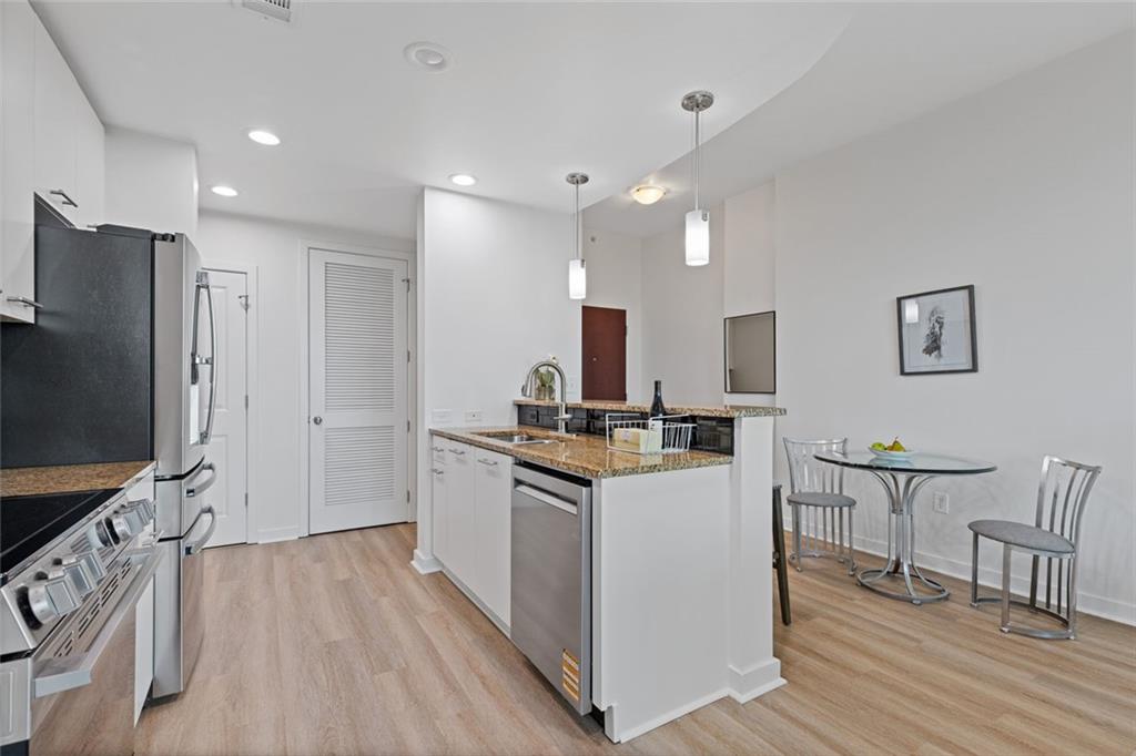 3300 Windy Ridge Parkway Se Unit 1005 Property Photo 7