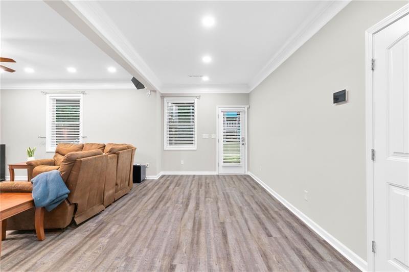 526 Rokeby Drive Property Photo 27