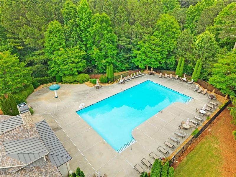 526 Rokeby Drive Property Photo 40