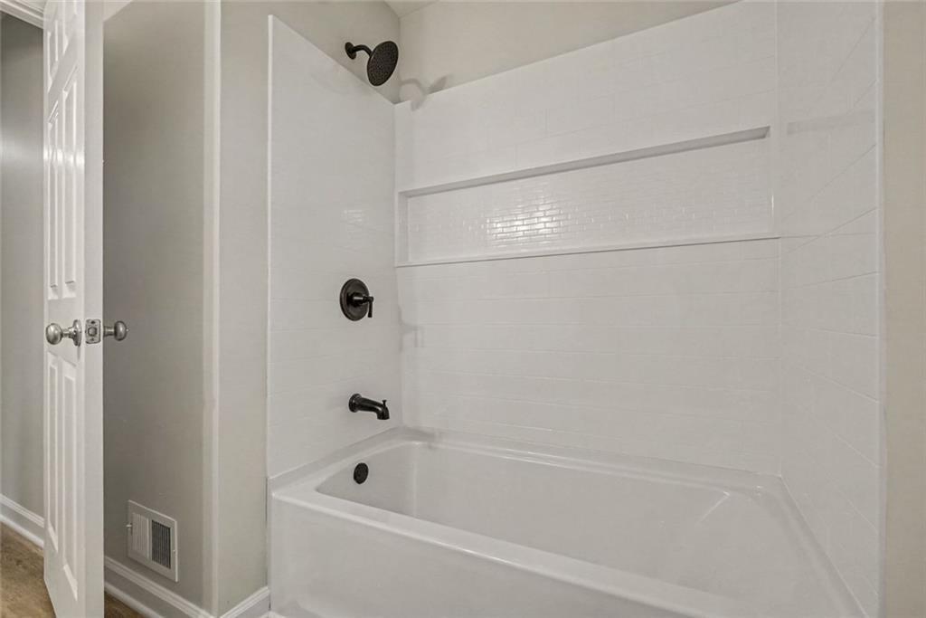 7825256 Property Photo 13
