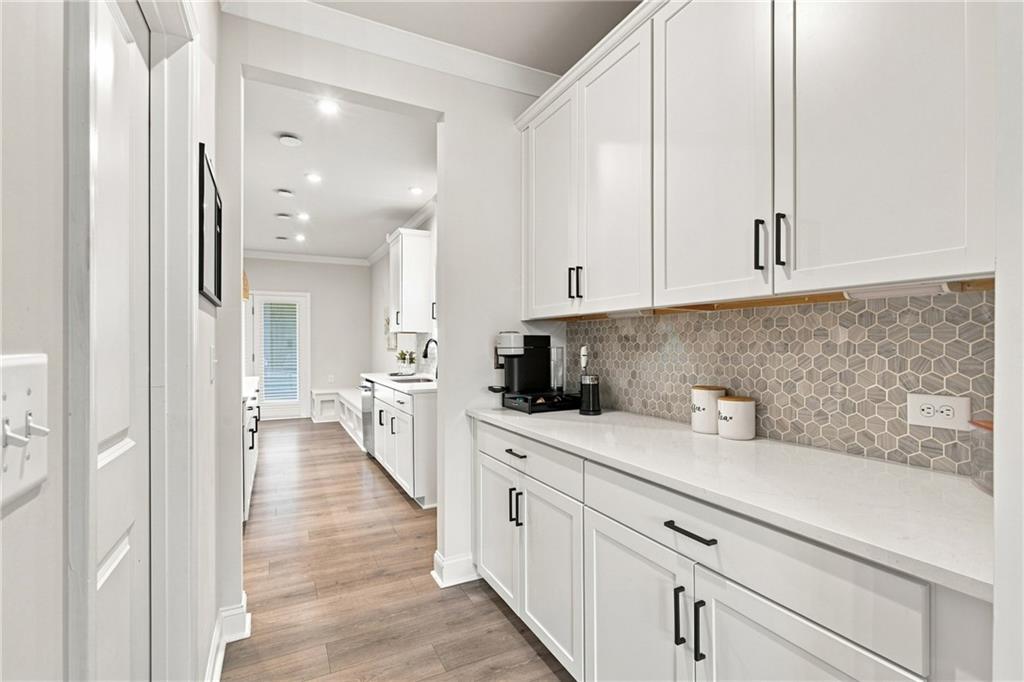 136 Ledgemont Way Property Photo 16