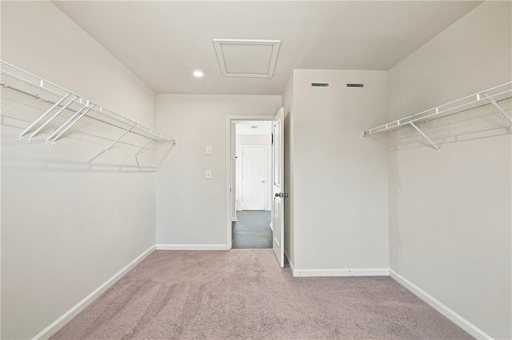 136 Ledgemont Way Property Photo 34