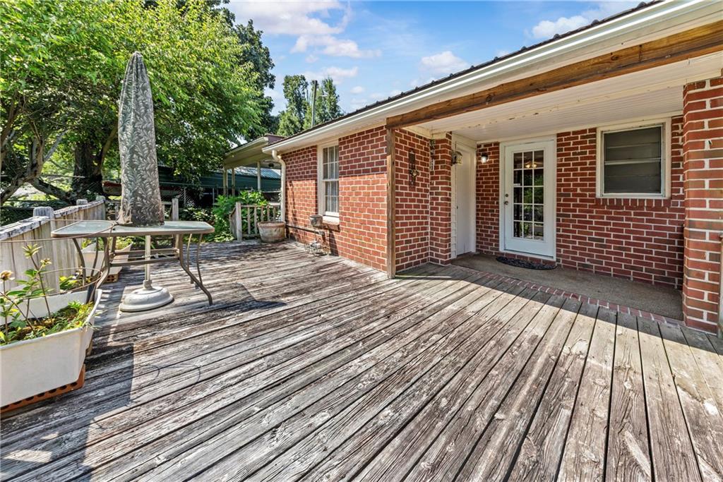 2342 Washington Highway Property Photo 7