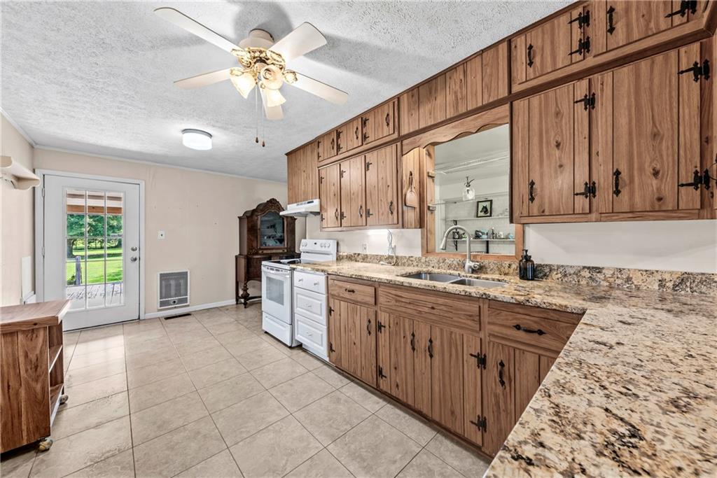 2342 Washington Highway Property Photo 25