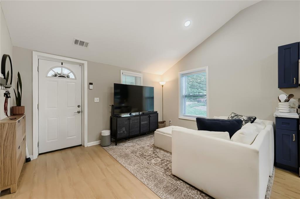 626 Mitchell Drive Property Photo 8