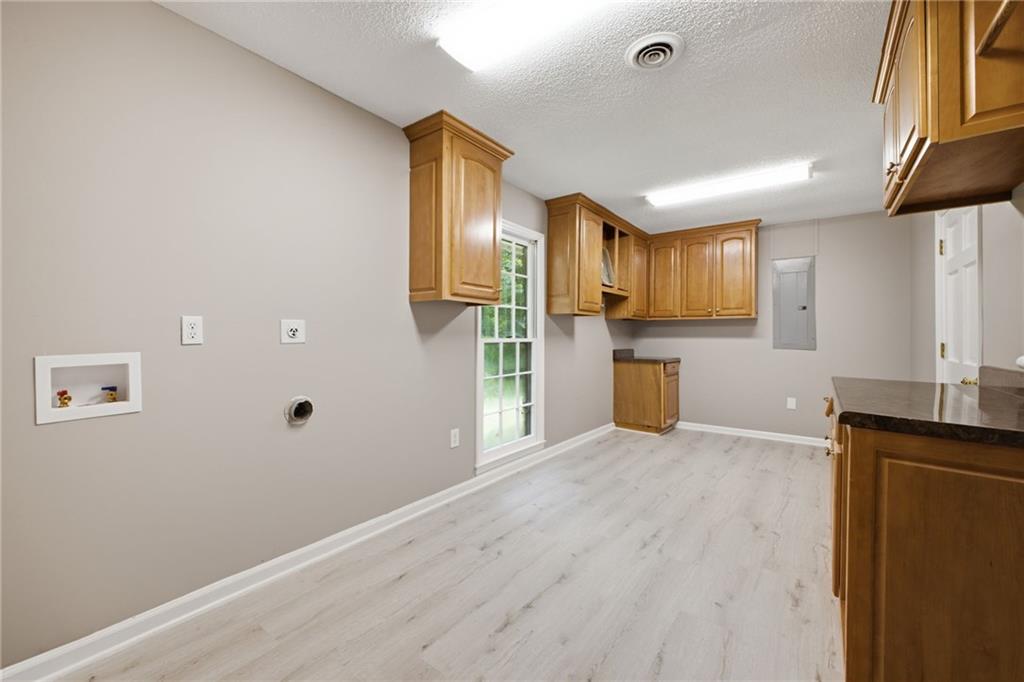 571 Frontier Circle Property Photo 39