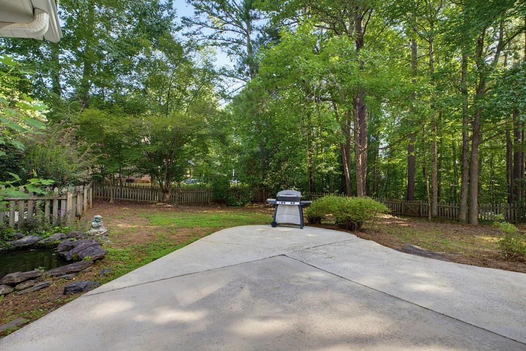 110 Brookstone Crest Property Photo 22