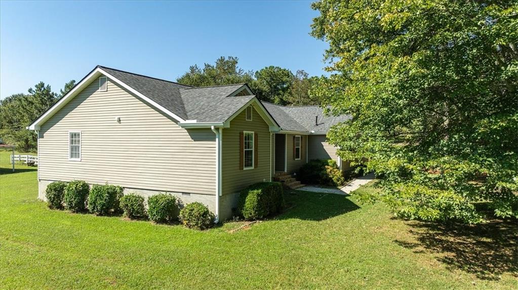 358 Roscoe Davis Road Property Photo 4