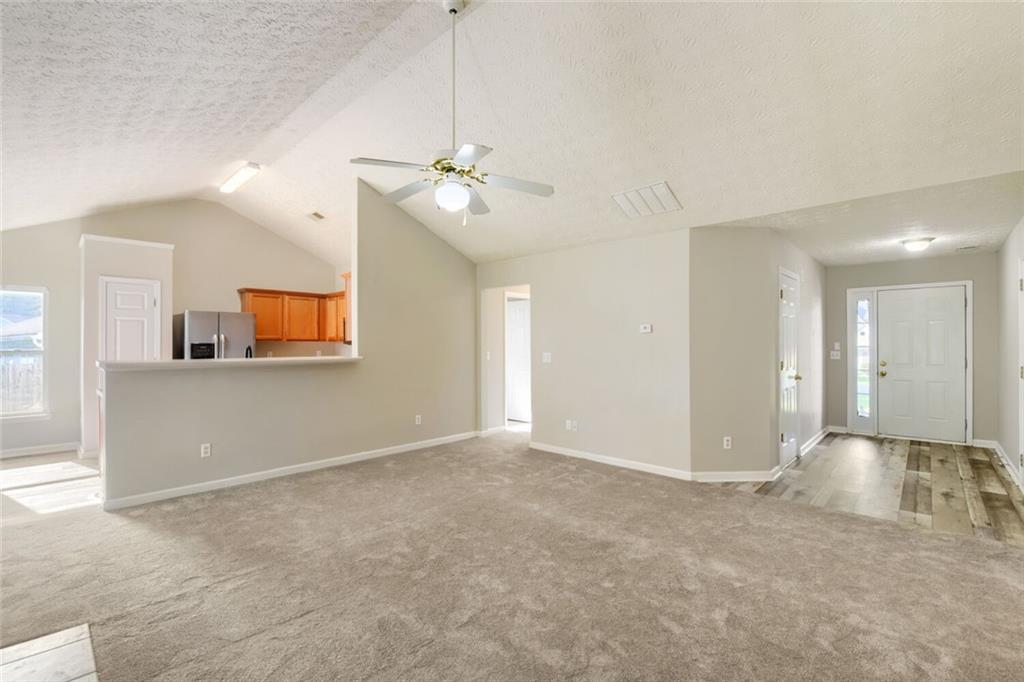 606 Mayfern Trace Property Photo 2