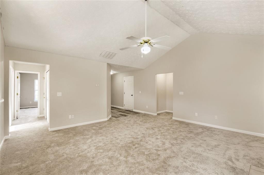 606 Mayfern Trace Property Photo 3