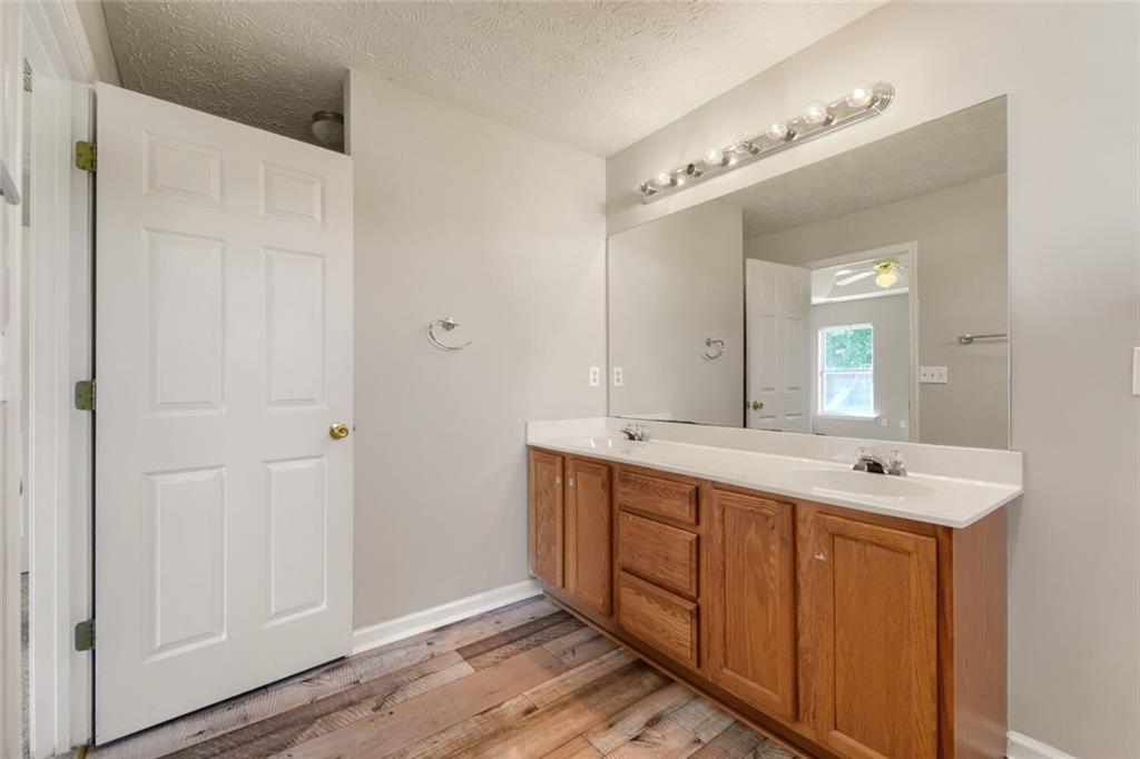 606 Mayfern Trace Property Photo 16
