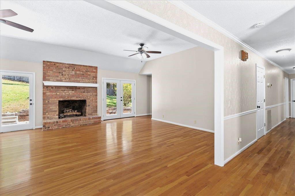 224 Shadowood Drive Se Property Photo 12