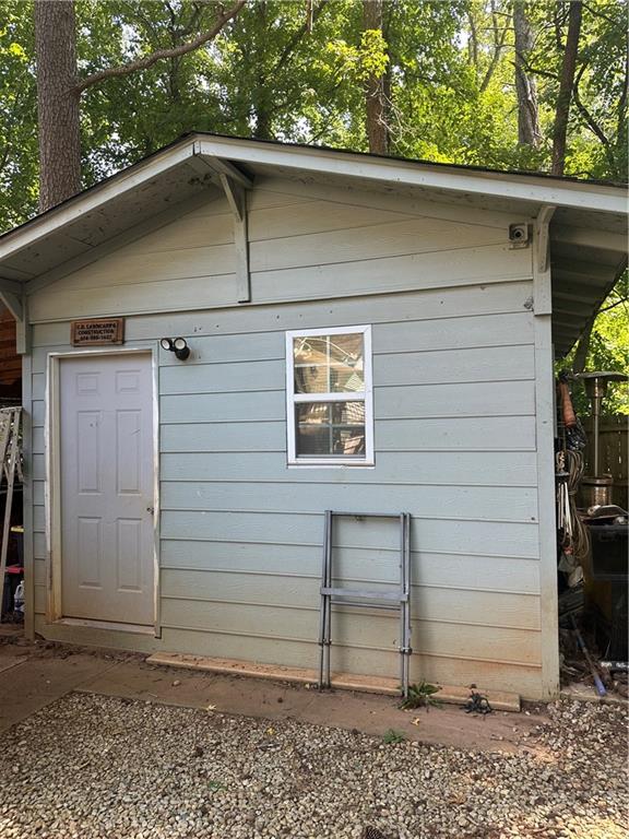 6892 Maddox Road Property Photo 16