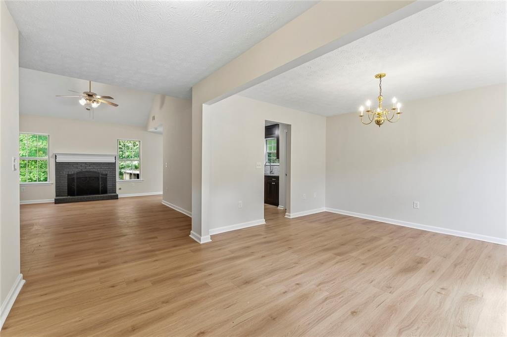 115 Autumn Cove Property Photo 3