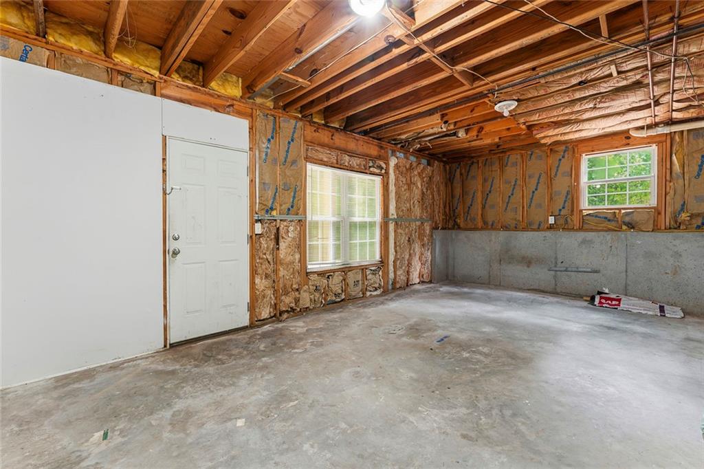 115 Autumn Cove Property Photo 22