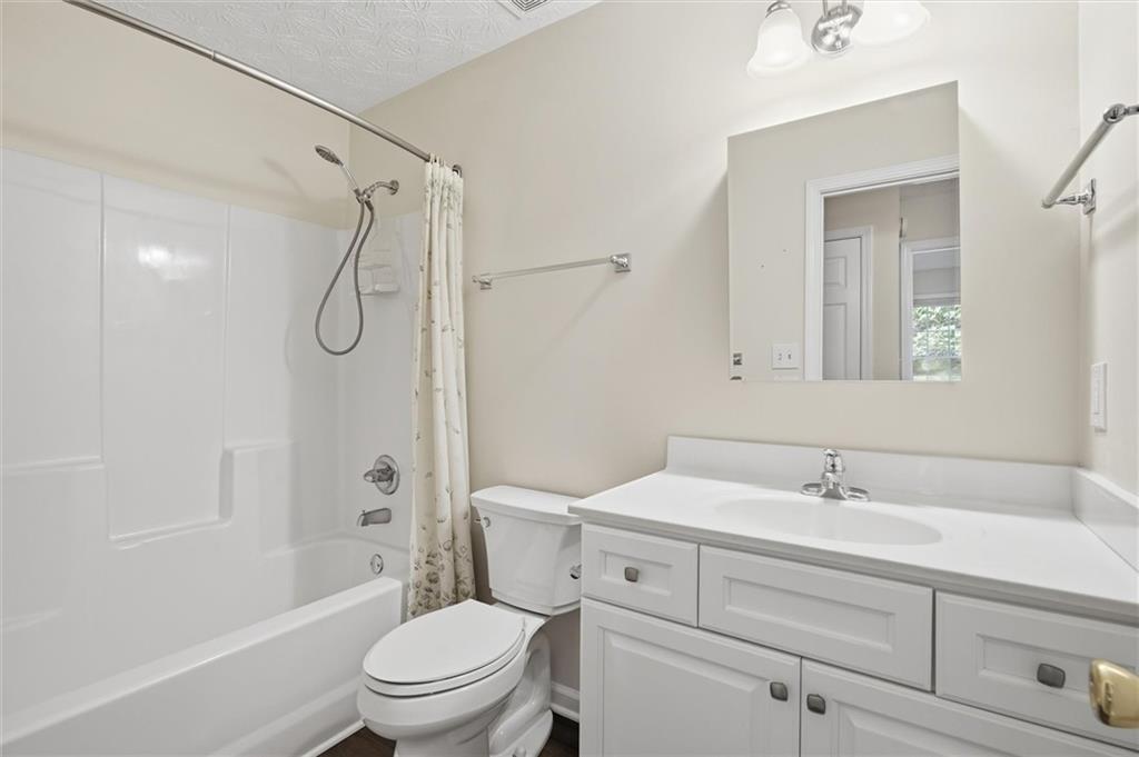 4225 Ruby Forest Boulevard Property Photo 9