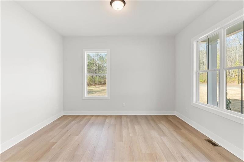 30 Rushden Way Se Property Photo 9