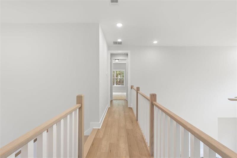 30 Rushden Way Se Property Photo 36
