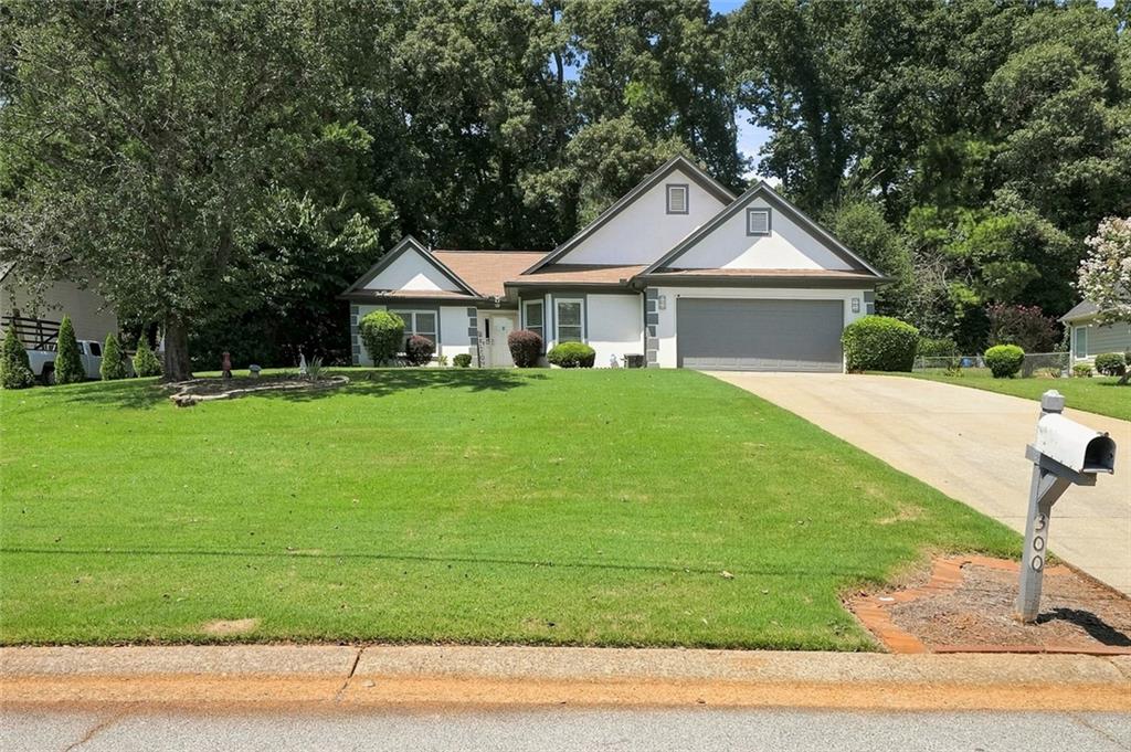 300 Leigh Kay Drive Property Photo 4