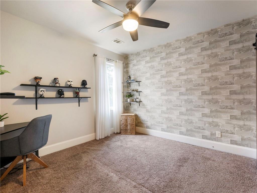 6835 Henwick Circle Property Photo 4