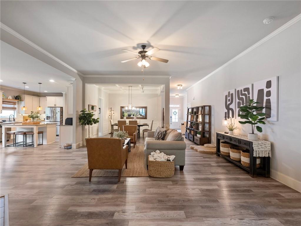 6835 Henwick Circle Property Photo 14