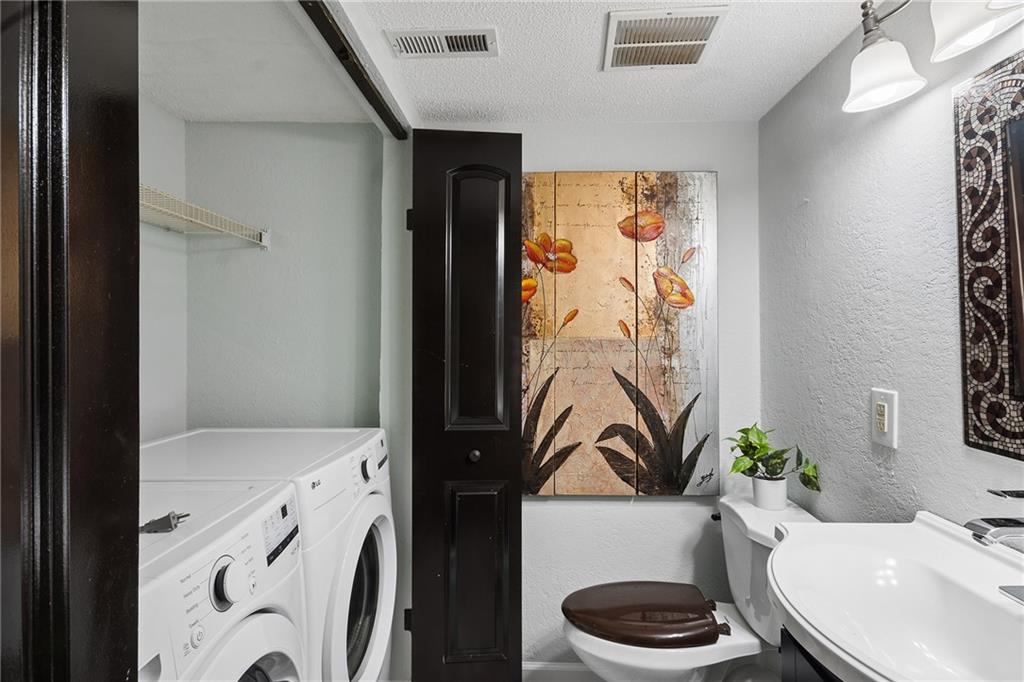 6900 Roswell Road Unit B5 Property Photo 8