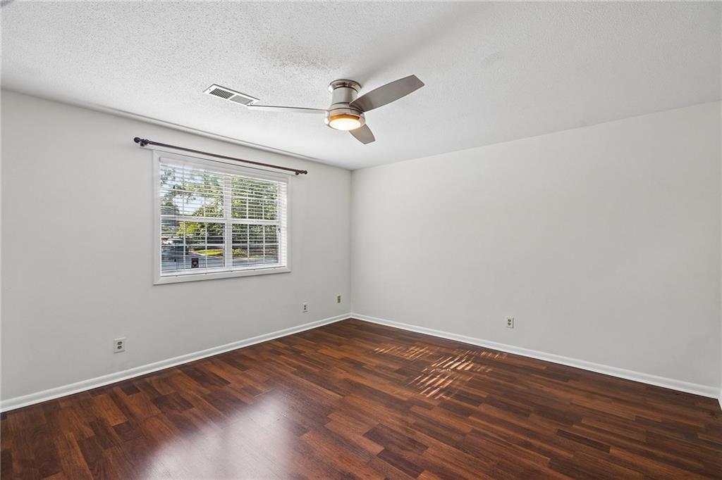 6900 Roswell Road Unit B5 Property Photo 9