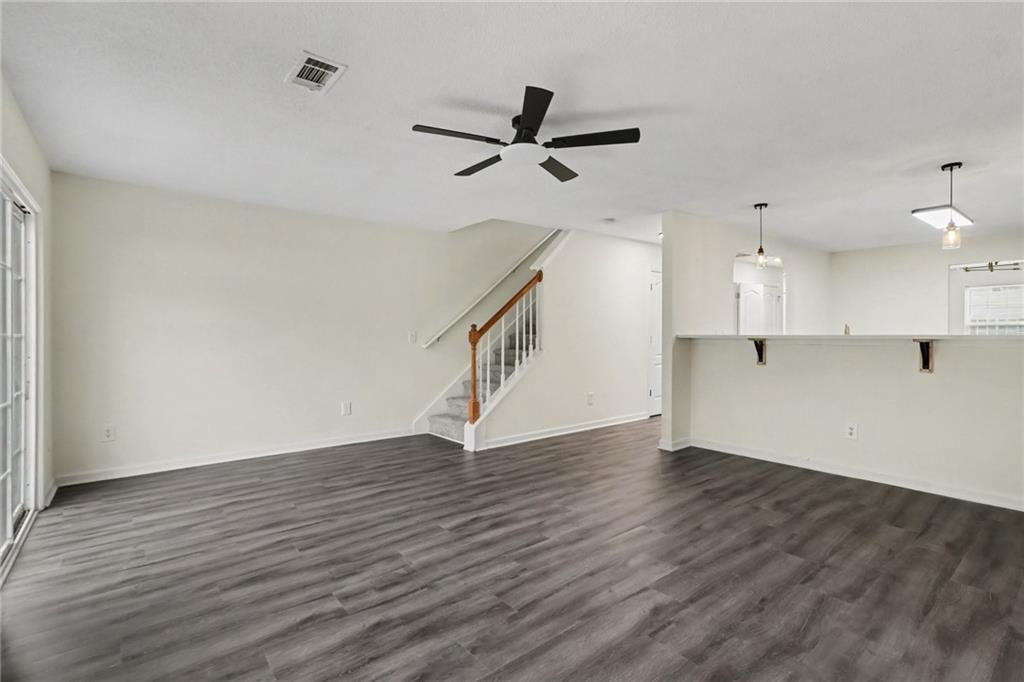 6865 Mountain Circle Property Photo 6