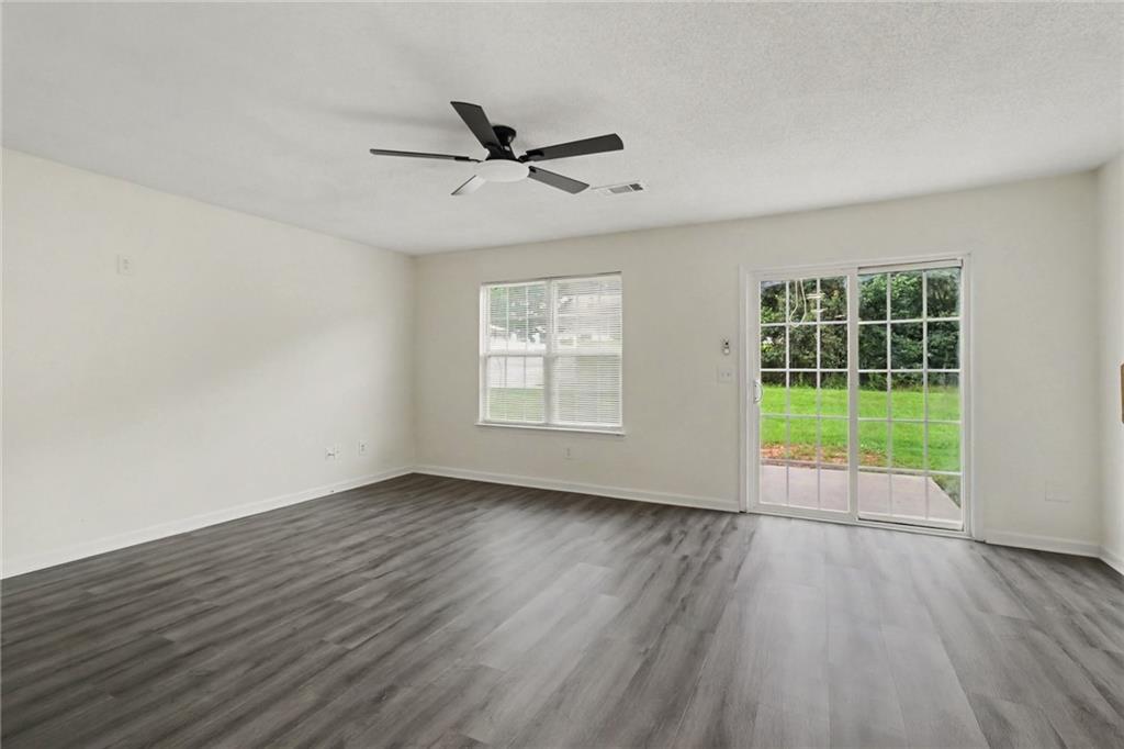 6865 Mountain Circle Property Photo 8