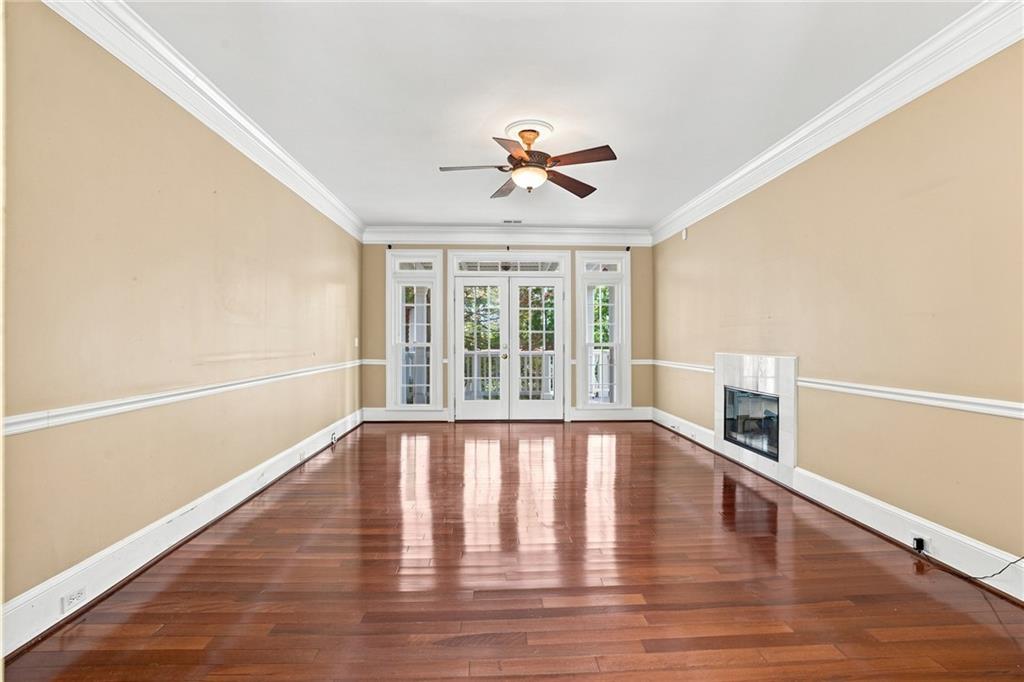 8585 Driver Circle Property Photo 21