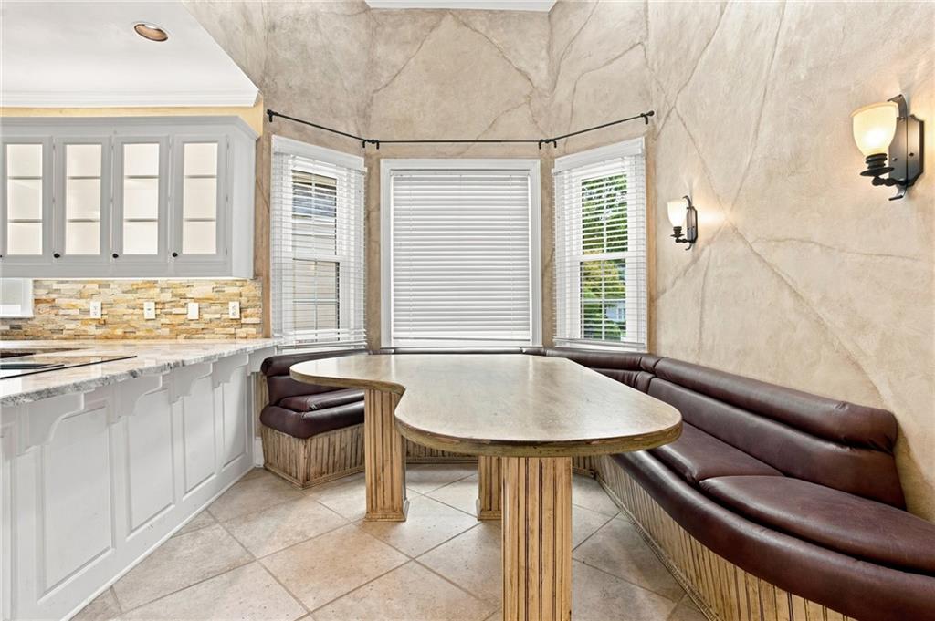 8585 Driver Circle Property Photo 31
