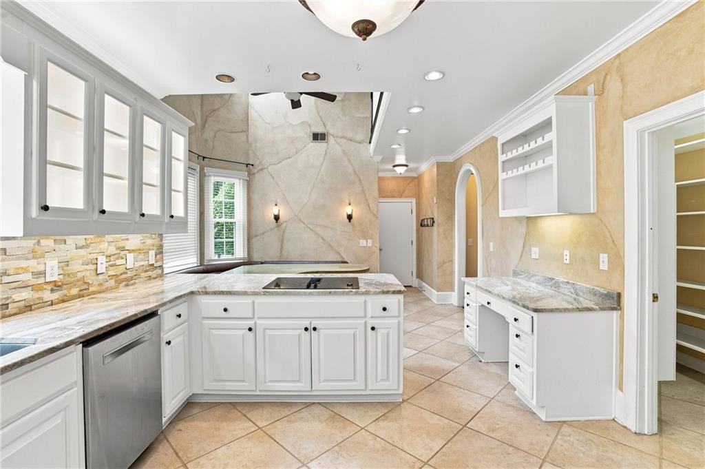 8585 Driver Circle Property Photo 37
