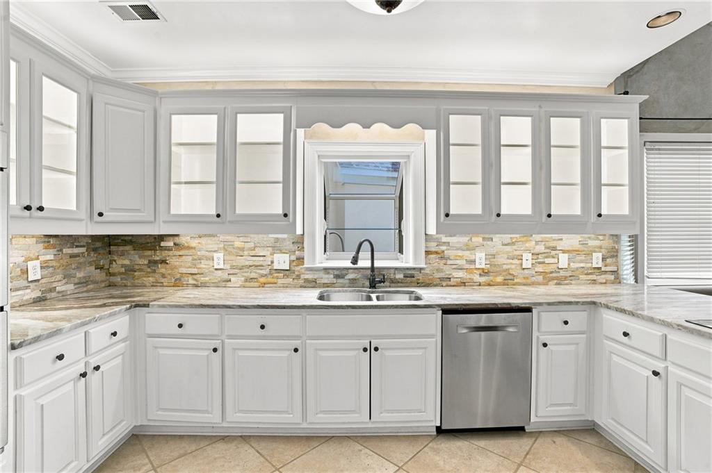 8585 Driver Circle Property Photo 40
