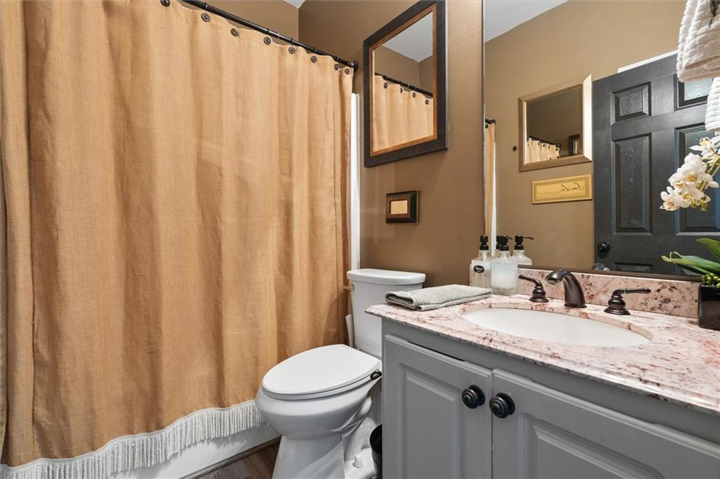 222 Meadow Run Property Photo 17